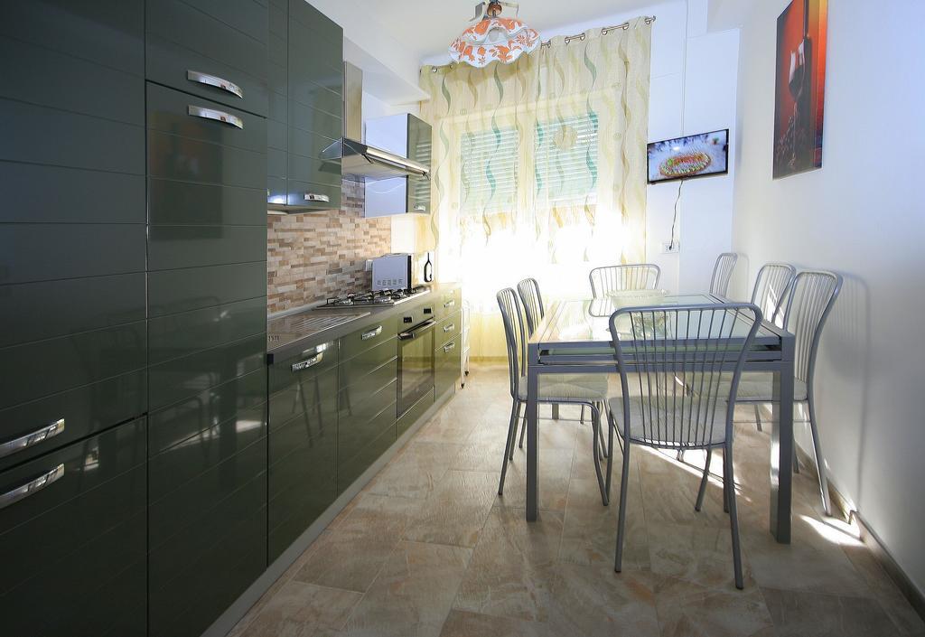 Top Relax Apartman Alassio Kültér fotó