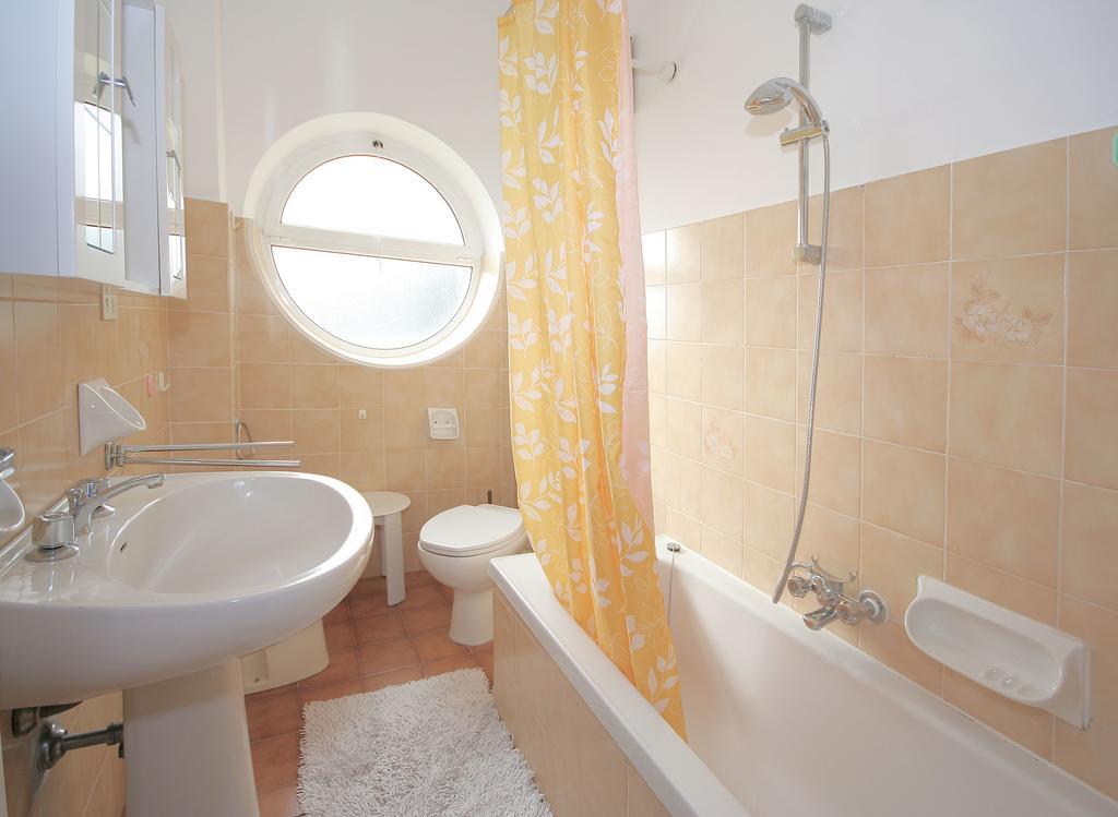 Top Relax Apartman Alassio Kültér fotó